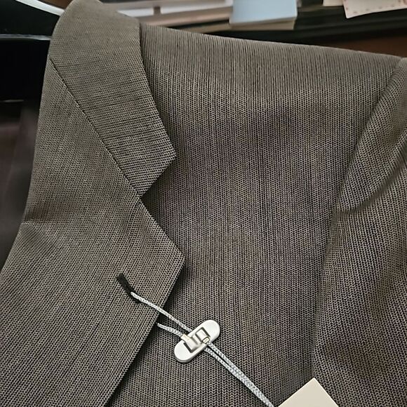 Louis Feraud  two Button Blazer Size 44 - Picture 9 of 9